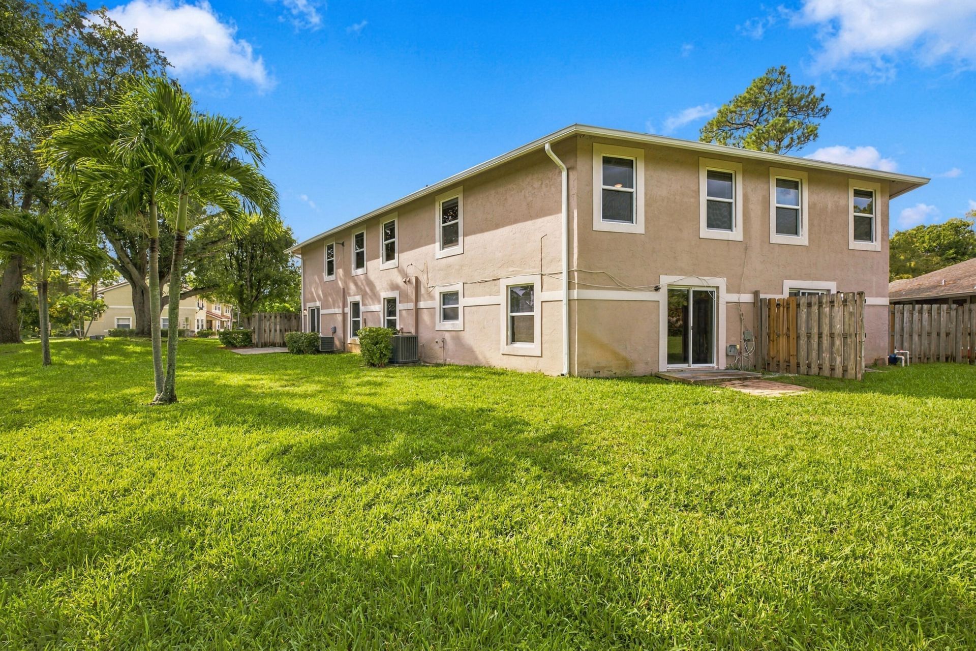 1033 Goldenrod Road, Wellington, FL 33414 Photo