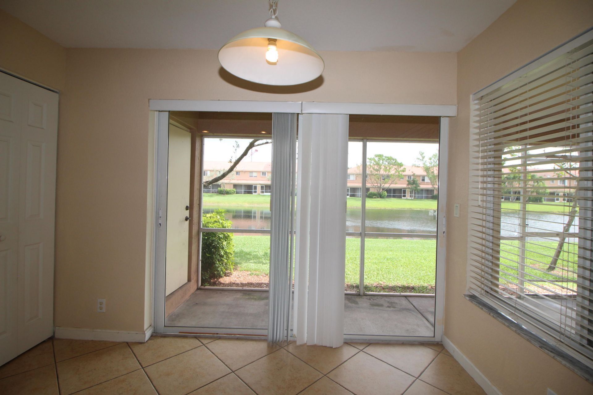 6602 Sandy Bank Terrace, Riviera Beach, FL 33407 Photo