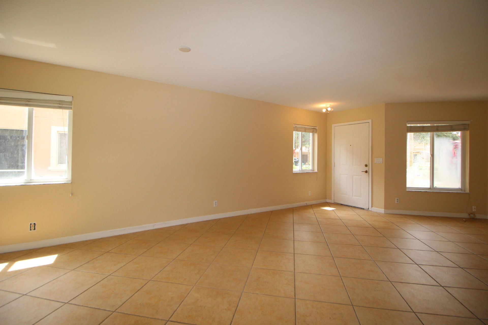 6602 Sandy Bank Terrace, Riviera Beach, FL 33407 Photo