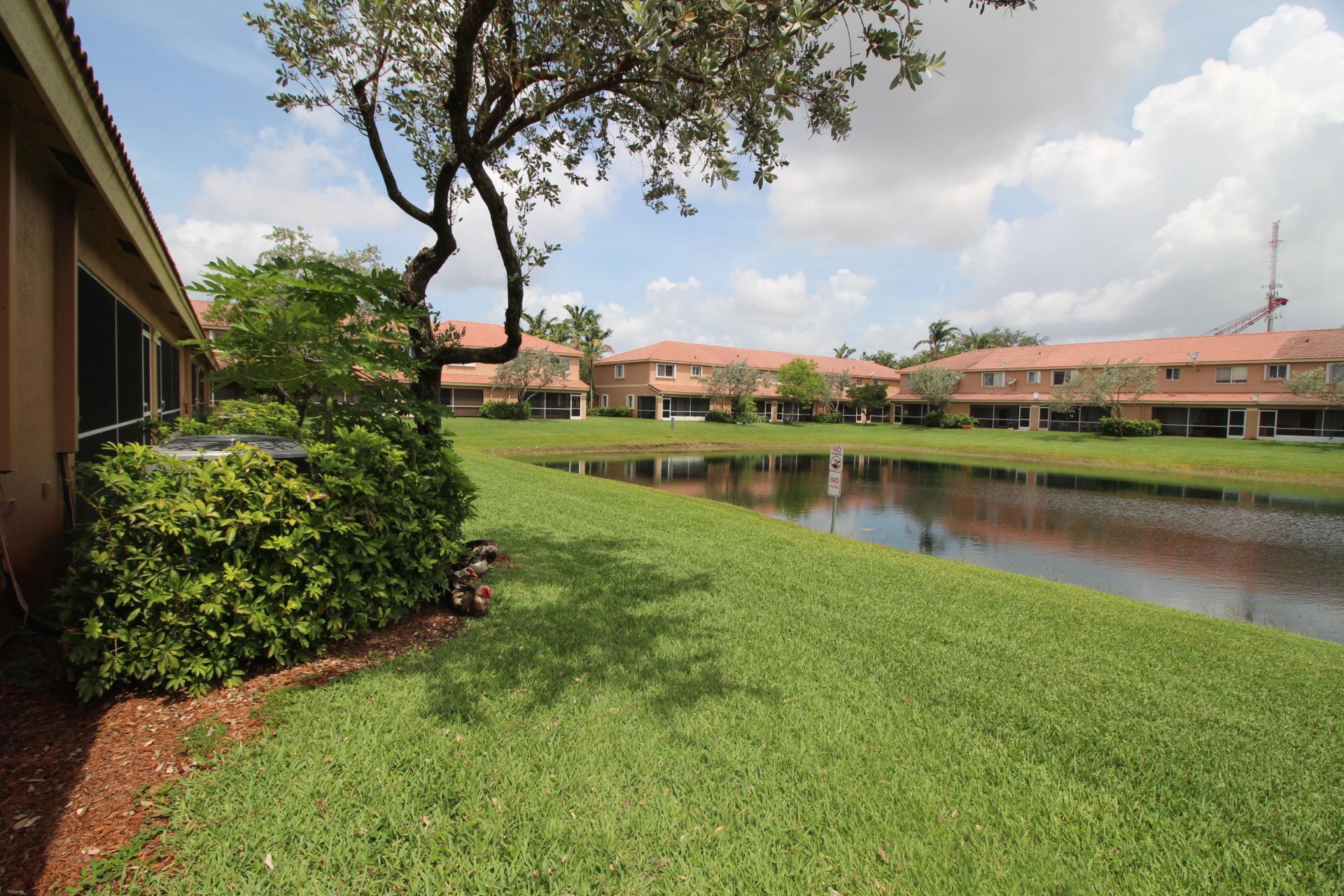 6602 Sandy Bank Terrace, Riviera Beach, FL 33407 Photo