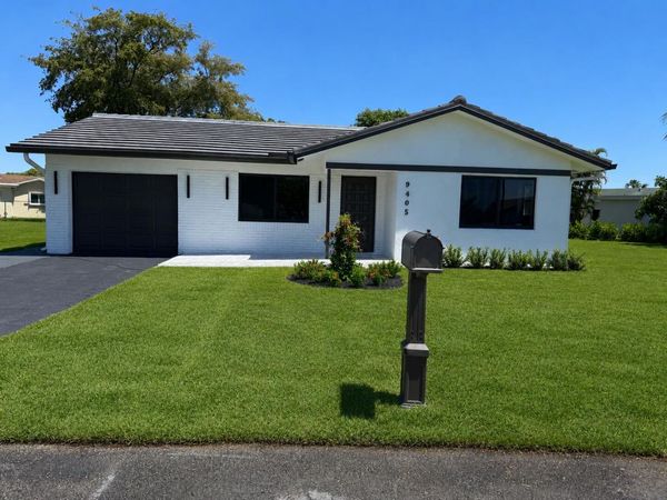 9405 NW 74TH, Tamarac, FL 33321