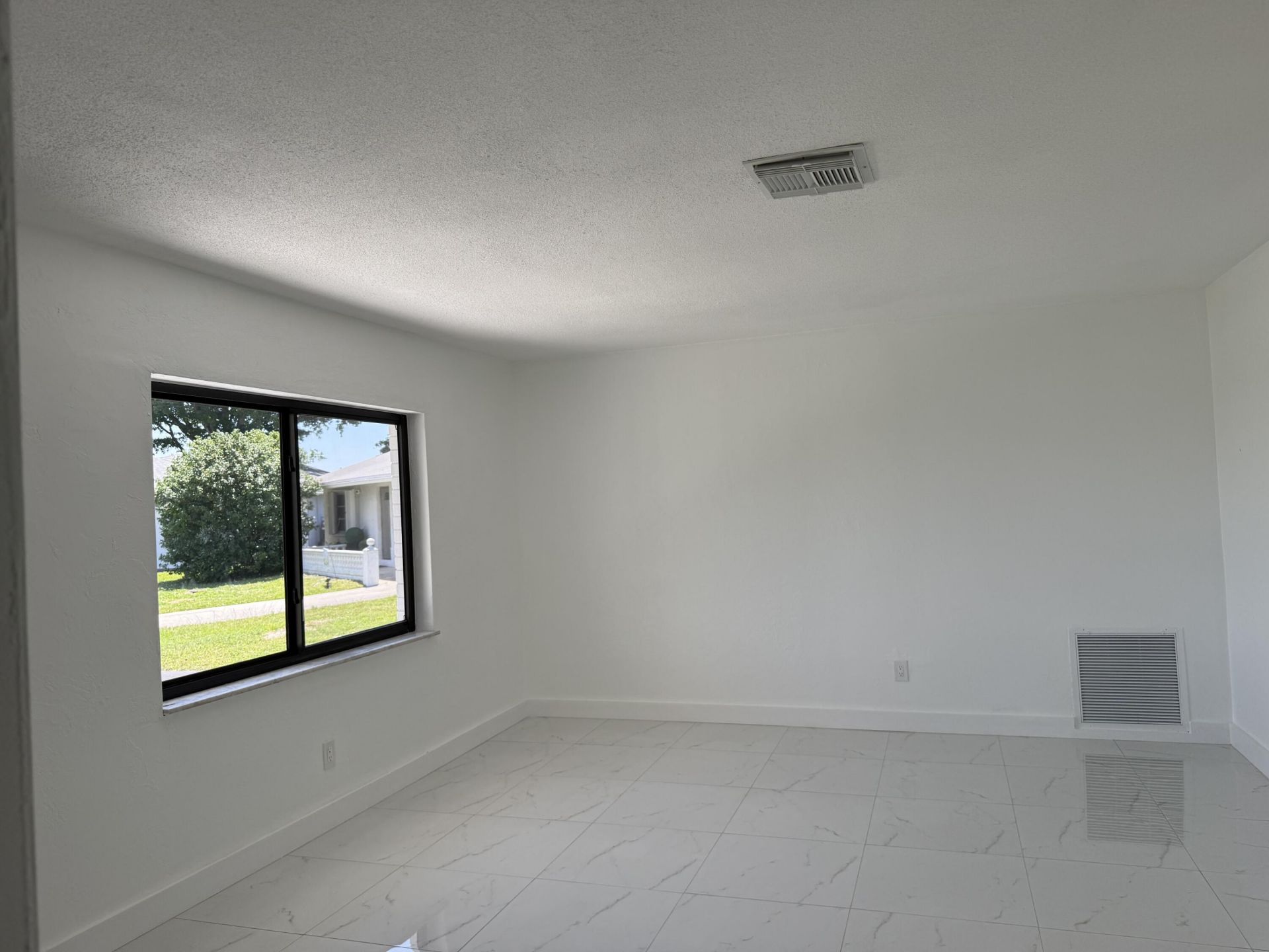 9405 NW 74th, Tamarac, FL 33321 Photo