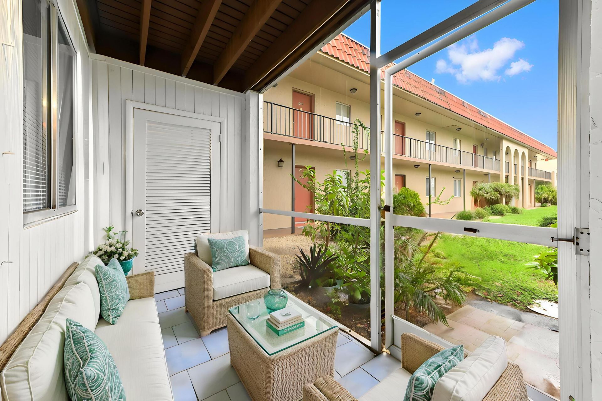 6034 Forest Hill Boulevard, Unit 107, West Palm Beach, FL 33415 Photo