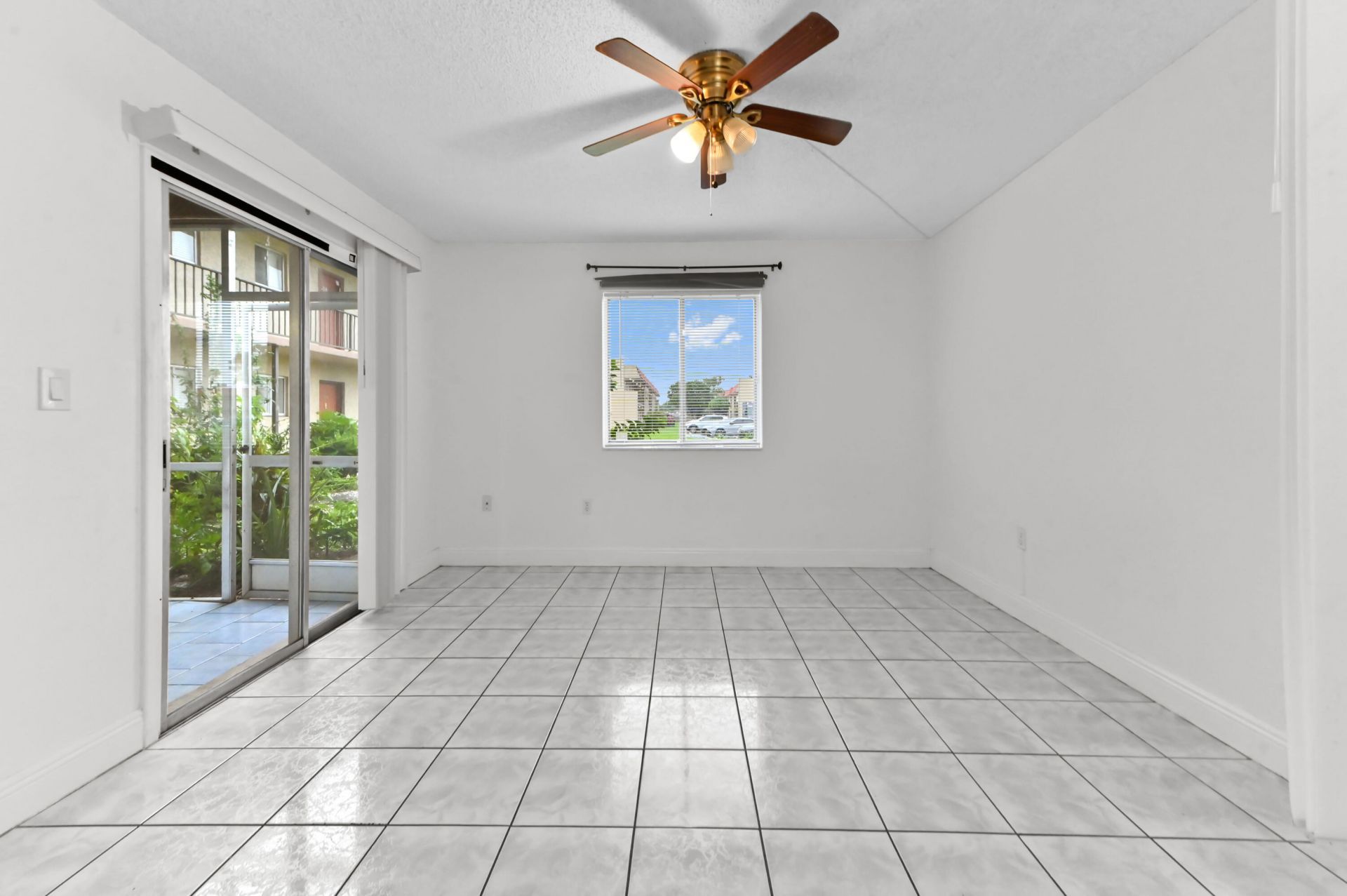 6034 Forest Hill Boulevard, Unit 107, West Palm Beach, FL 33415 Photo