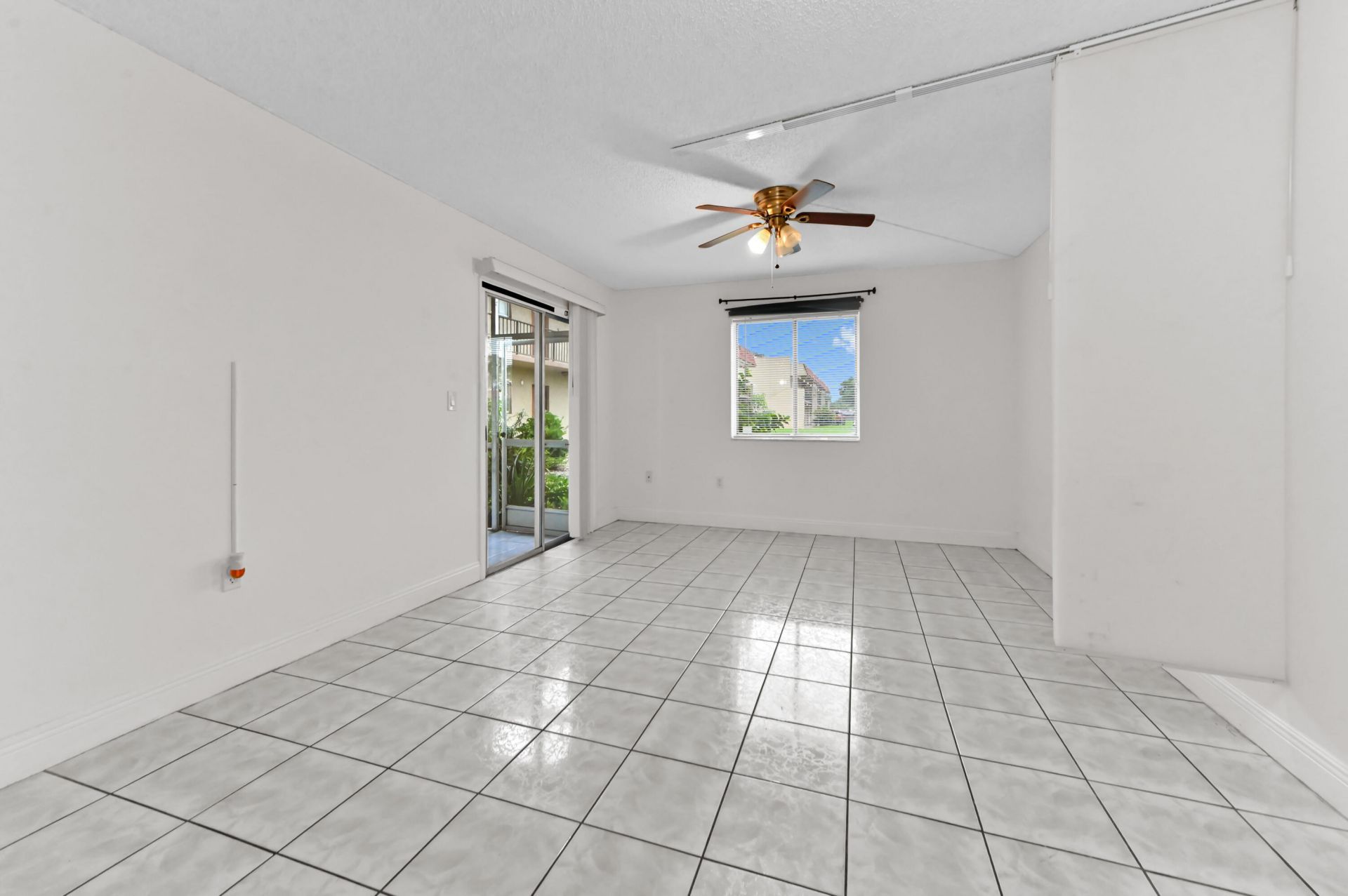 6034 Forest Hill Boulevard, Unit 107, West Palm Beach, FL 33415 Photo