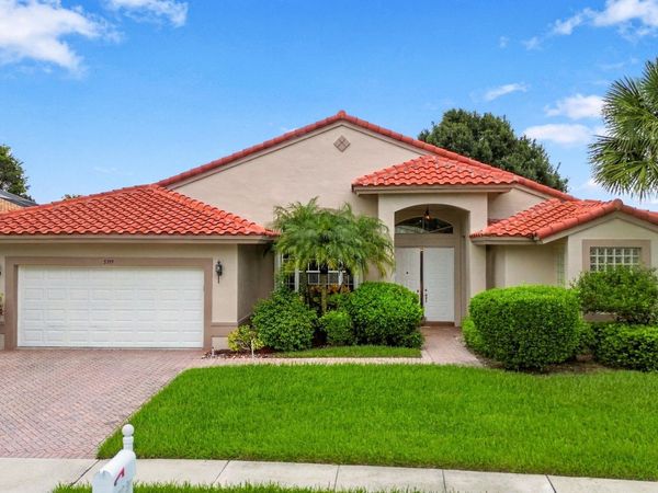 5399 Landon Circle, Boynton Beach, FL 33437