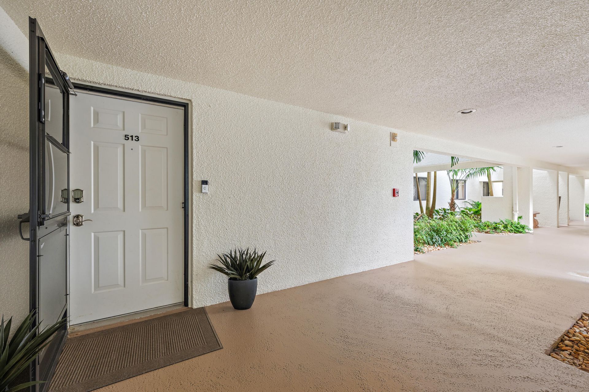 513 Oak Harbour Drive, Juno Beach, FL 33408 Photo