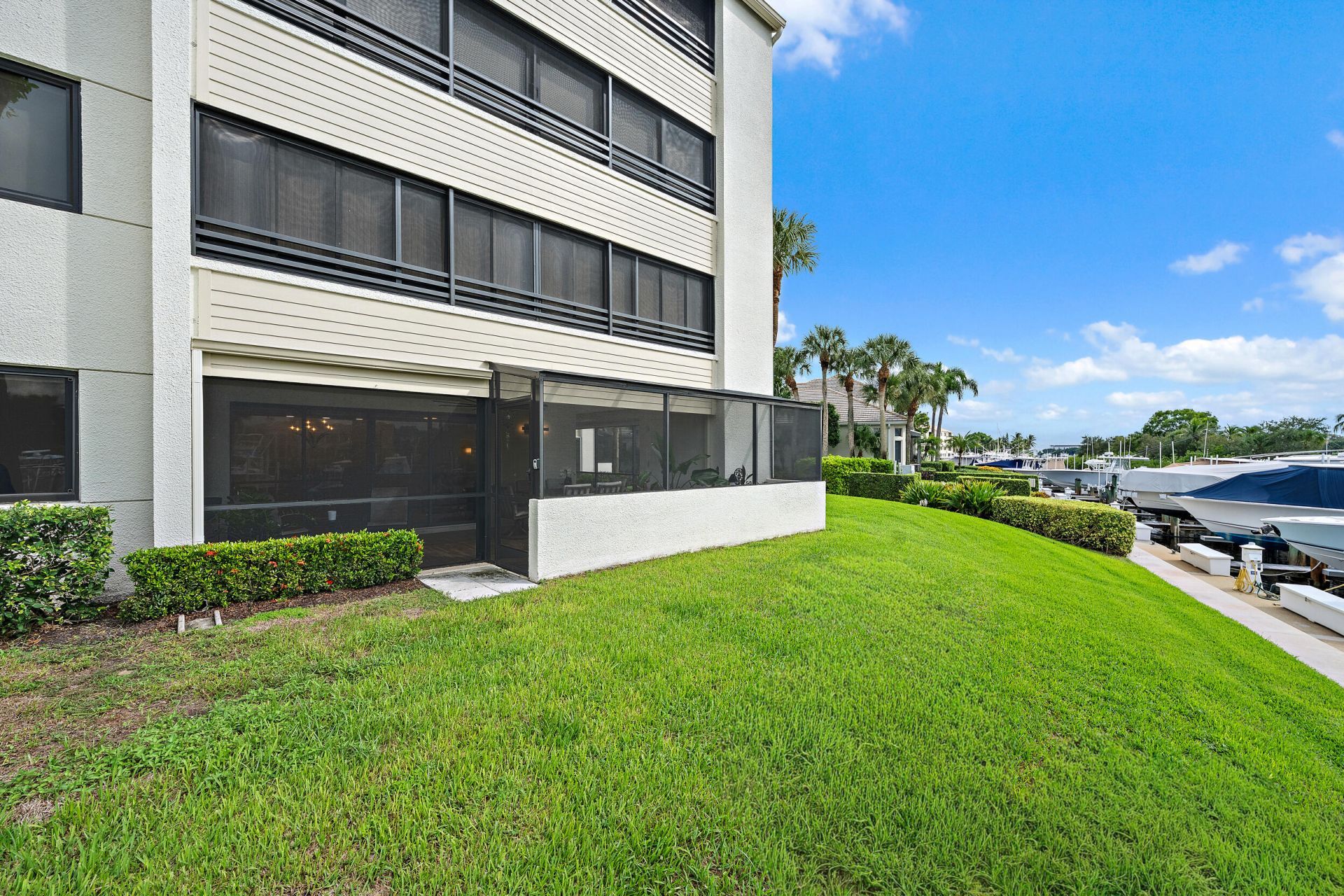 513 Oak Harbour Drive, Juno Beach, FL 33408 Photo