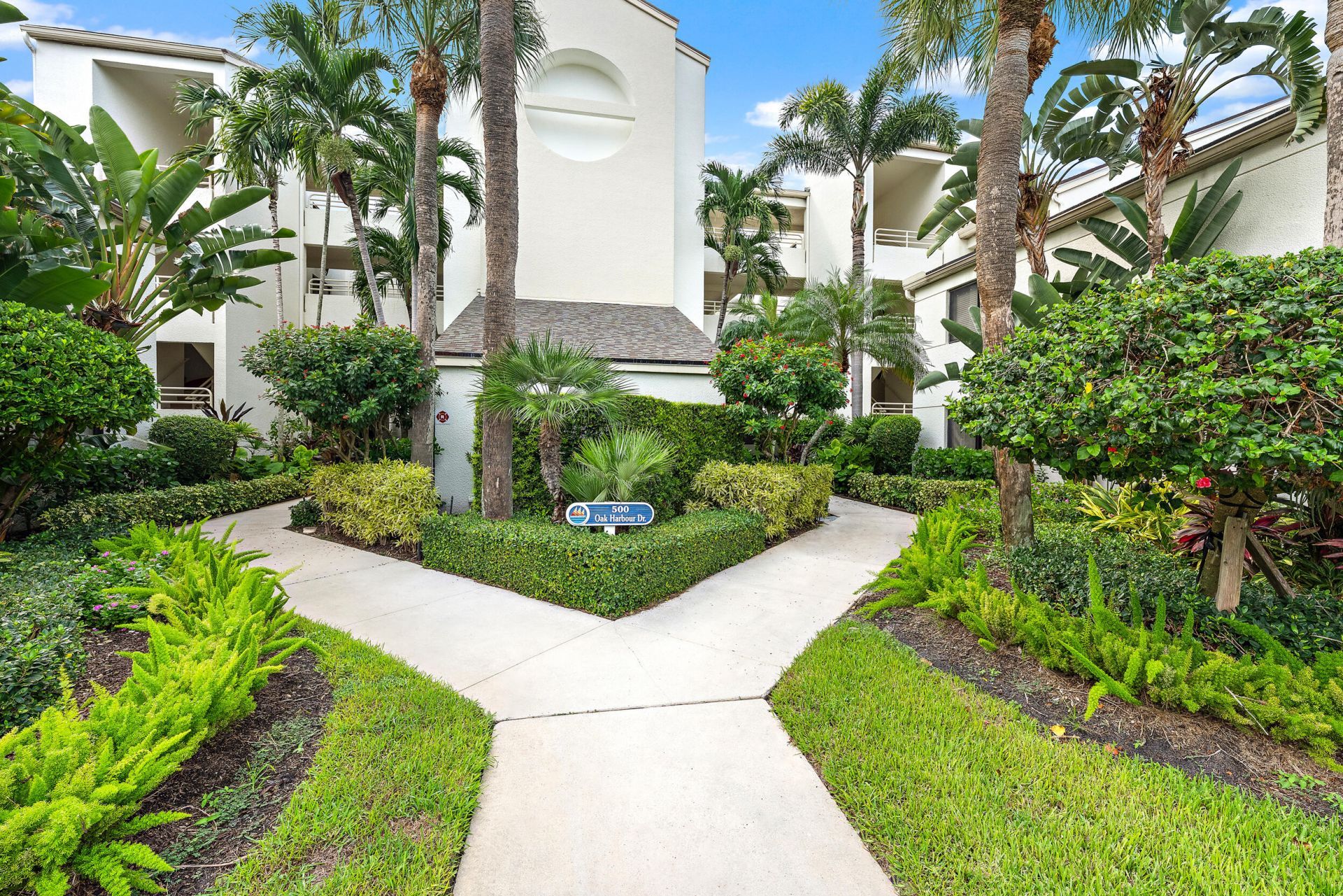 513 Oak Harbour Drive, Juno Beach, FL 33408 Photo