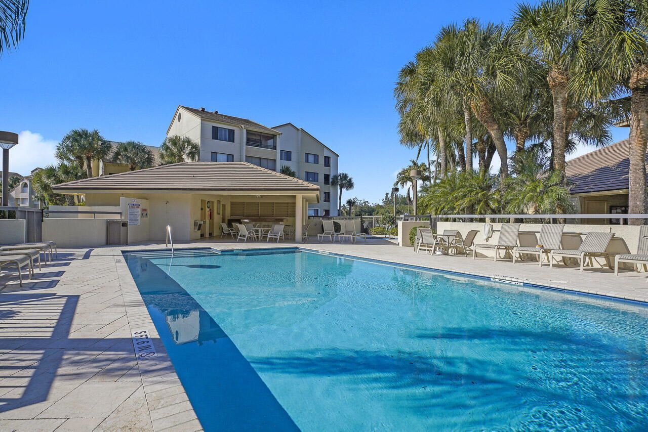 513 Oak Harbour Drive, Juno Beach, FL 33408 Photo