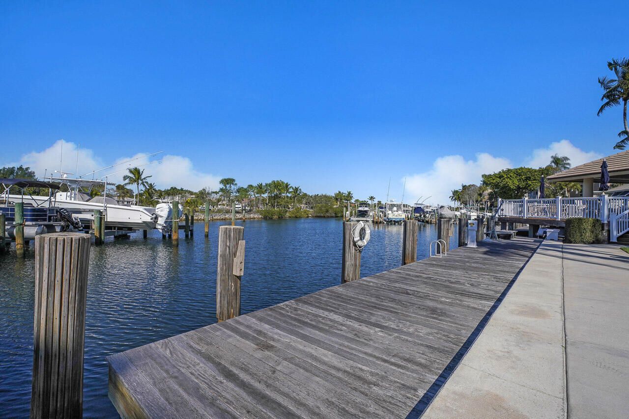 513 Oak Harbour Drive, Juno Beach, FL 33408 Photo