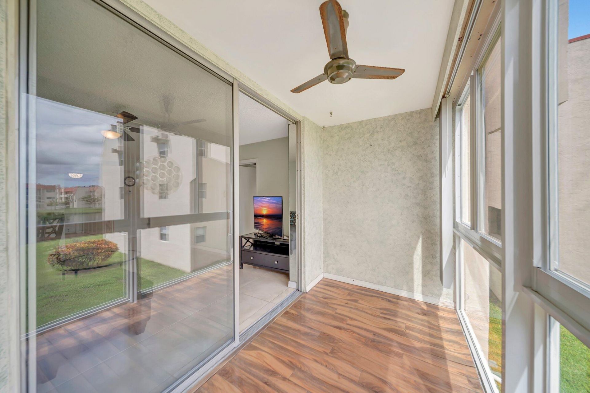 2700 Sunrise Lakes Drive W, Unit 201, Sunrise, FL 33322 Photo