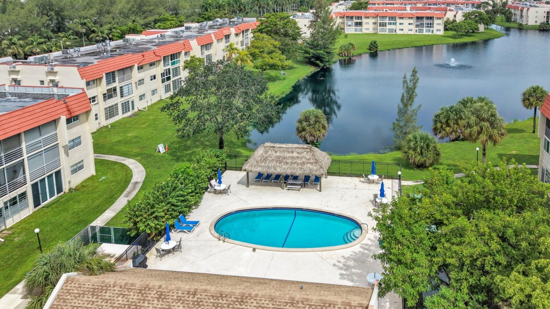 2700 Sunrise Lakes Drive W, Unit 201, Sunrise, FL 33322 Photo