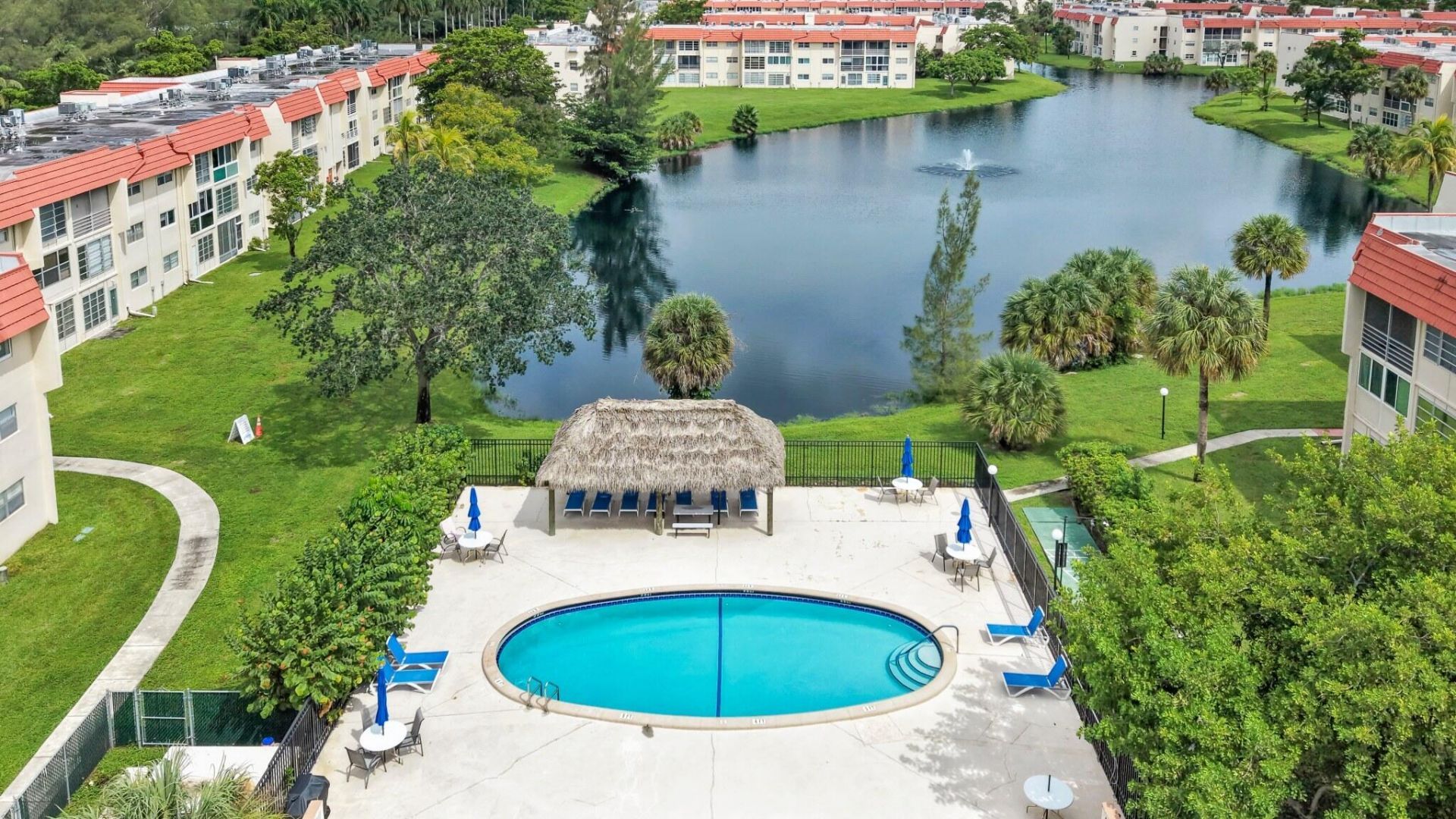 2700 Sunrise Lakes Drive W, Unit 201, Sunrise, FL 33322 Photo