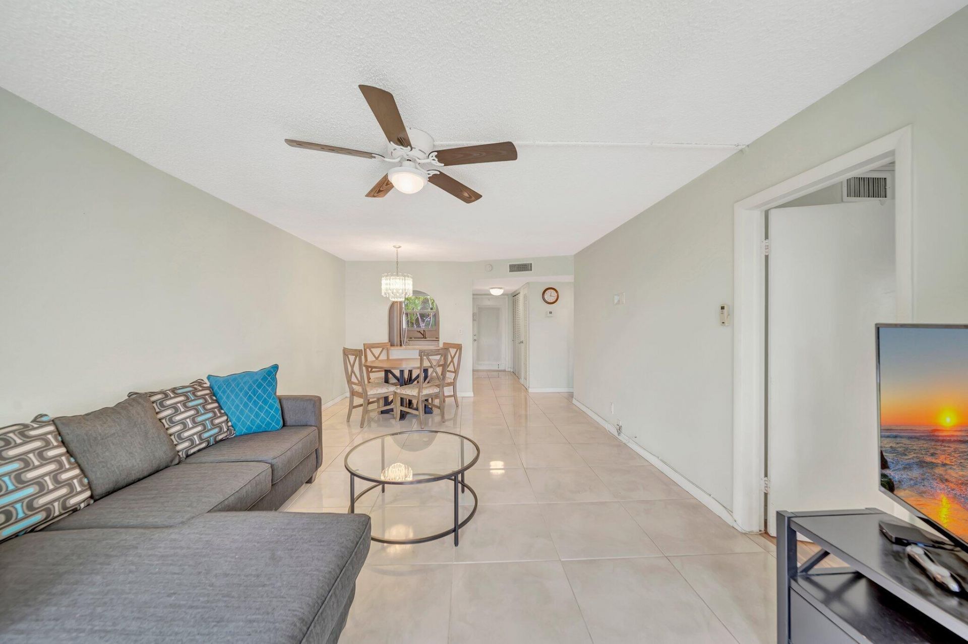 2700 Sunrise Lakes Drive W, Unit 201, Sunrise, FL 33322 Photo