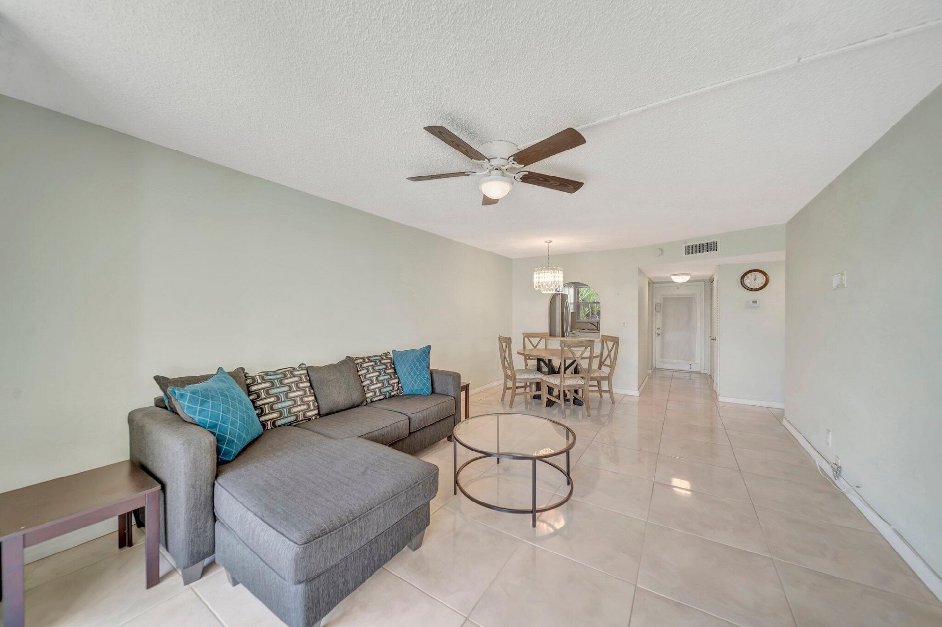 2700 Sunrise Lakes Drive W, Unit 201, Sunrise, FL 33322 Photo
