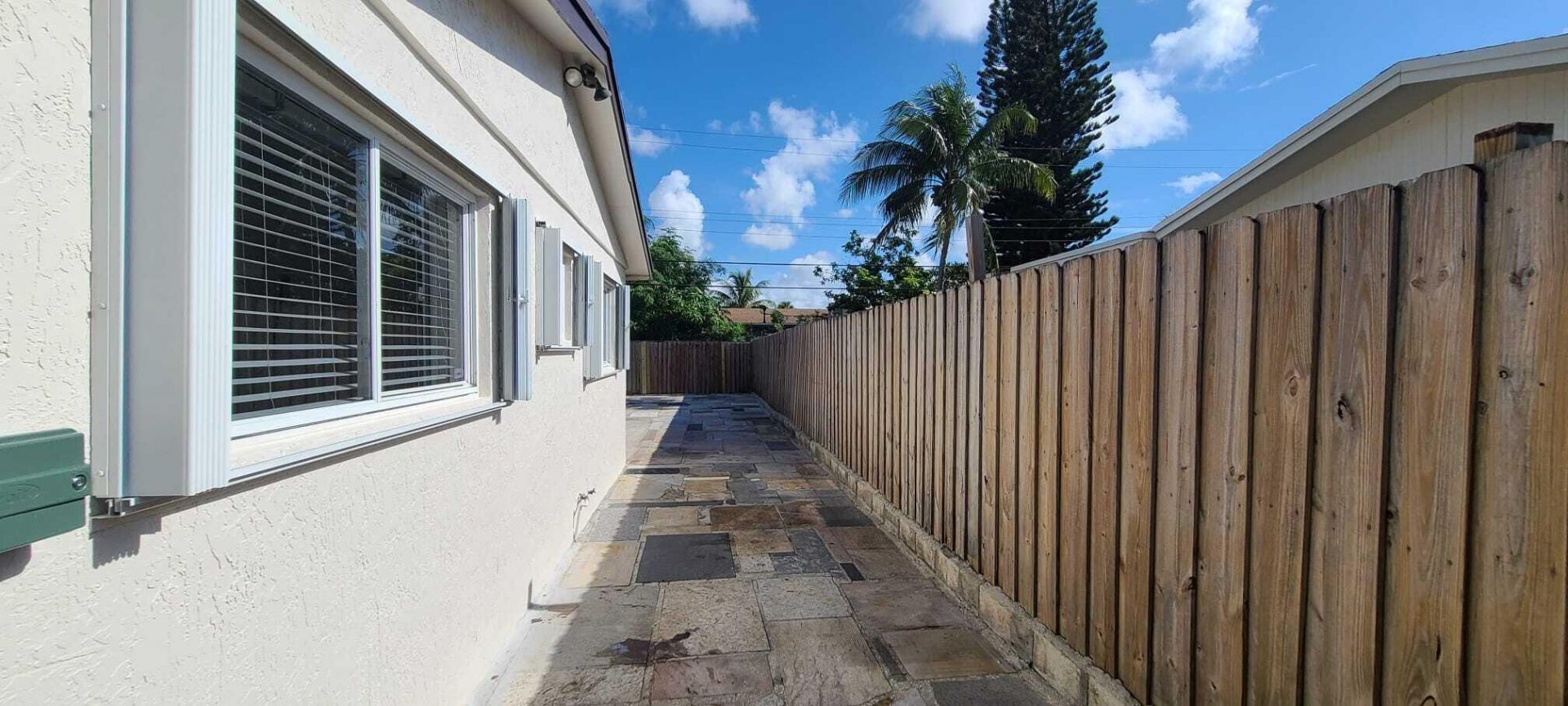 361 NW 42nd Street, Deerfield Beach, FL 33064 Photo