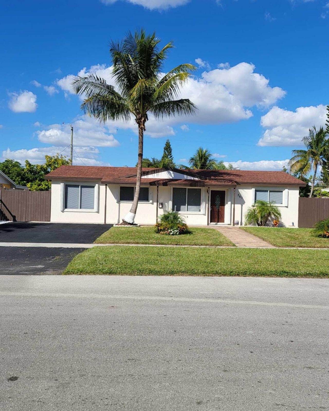 361 NW 42nd Street, Deerfield Beach, FL 33064 Photo