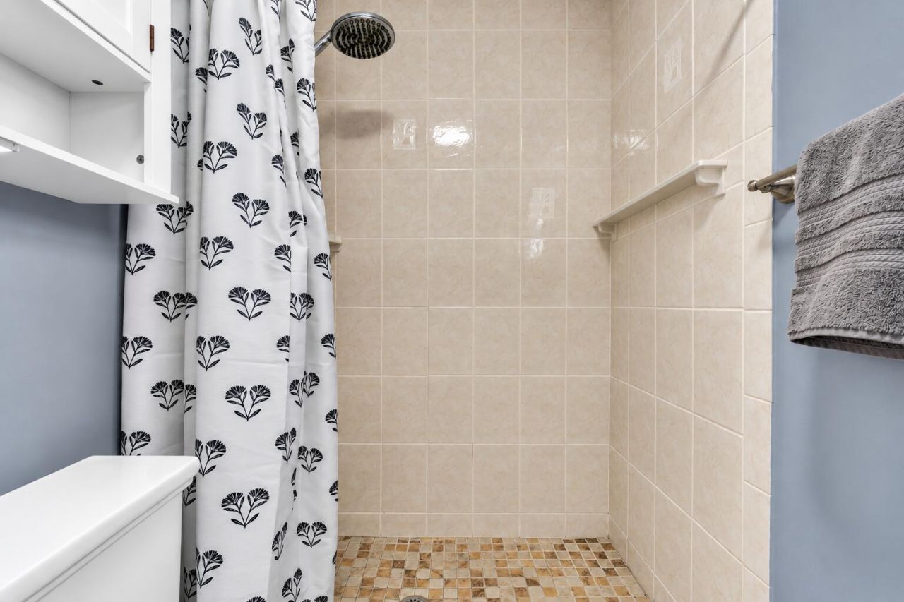 3740 NW 113th Avenue, Sunrise, FL 33323 Photo