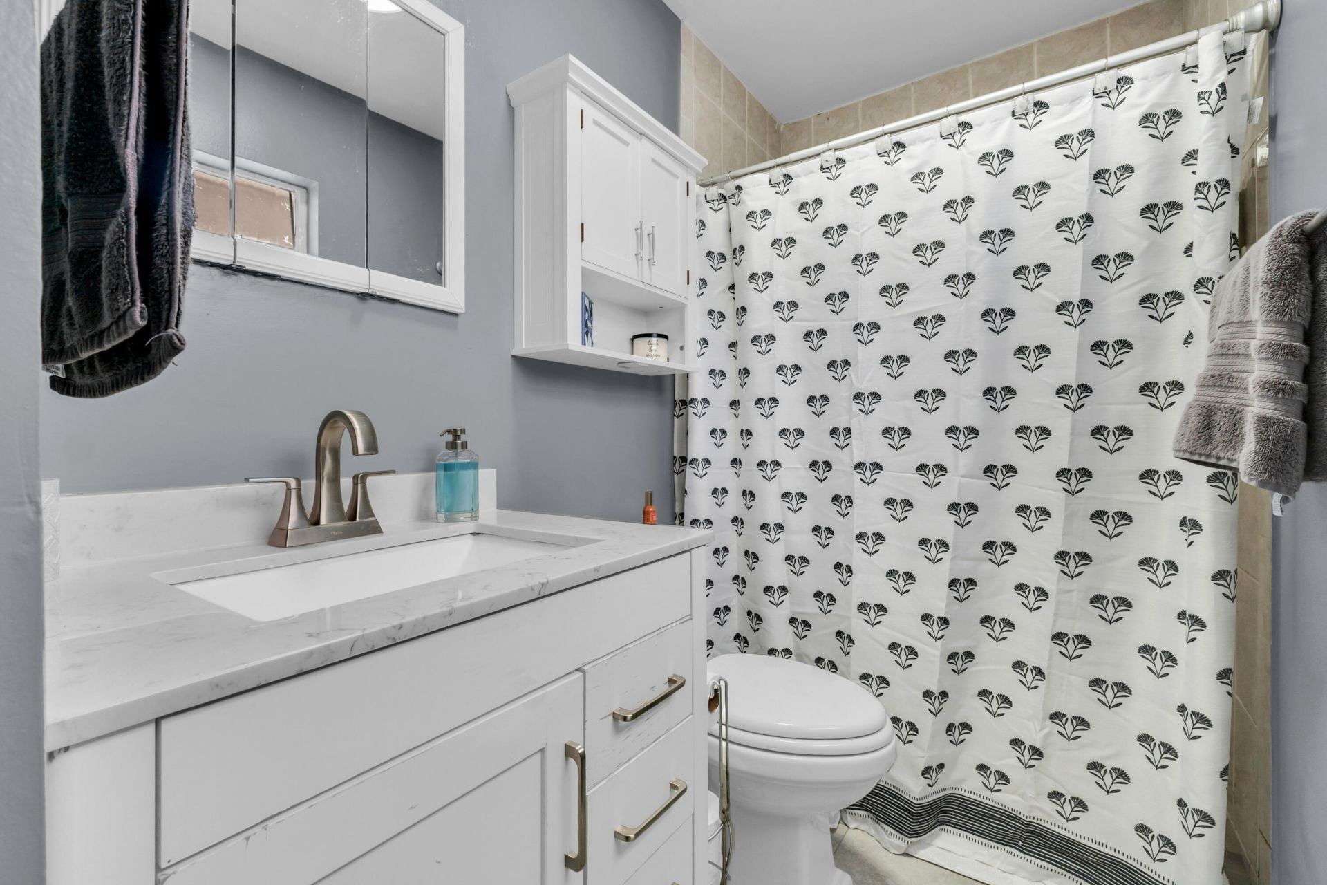 3740 NW 113th Avenue, Sunrise, FL 33323 Photo