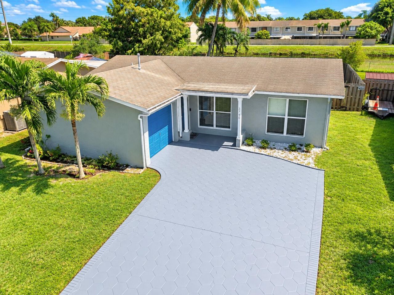 3740 NW 113th Avenue, Sunrise, FL 33323 Photo