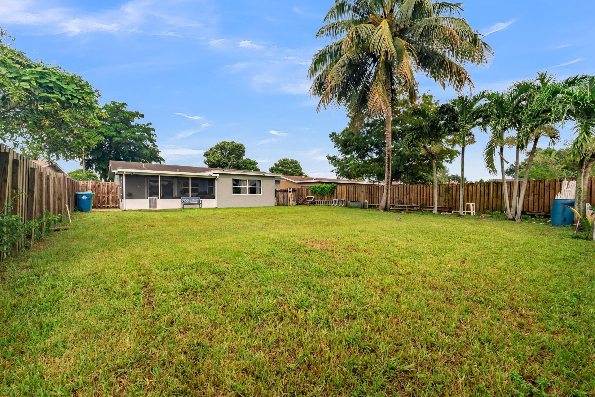 3740 NW 113th Avenue, Sunrise, FL 33323 Photo