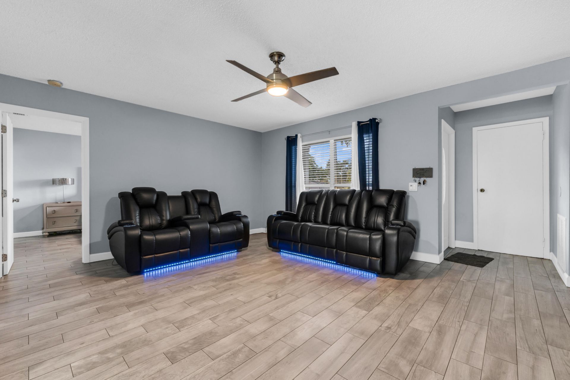 3740 NW 113th Avenue, Sunrise, FL 33323 Photo