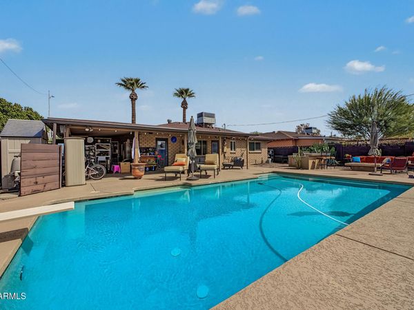 8119 E MITCHELL Drive, Scottsdale, AZ 85251