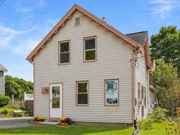 12 Brightside St, Millbury, MA 01527