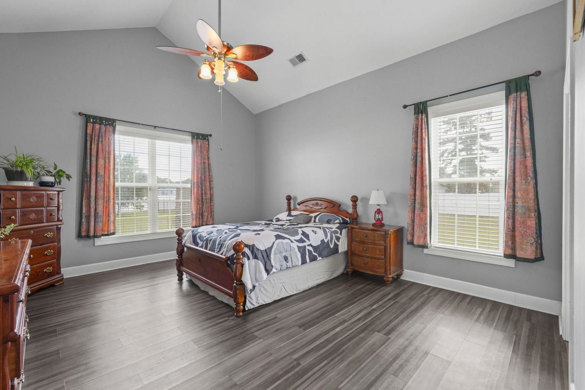 3712 Faith Dr. Photo 32