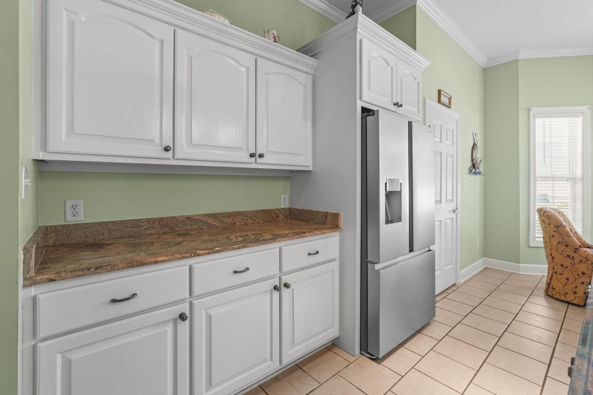3712 Faith Dr. Photo 4