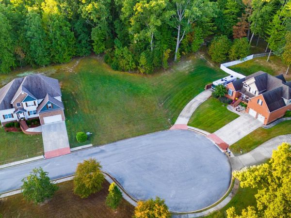 1444 Leighton Drive , Soddy Daisy, TN 37379