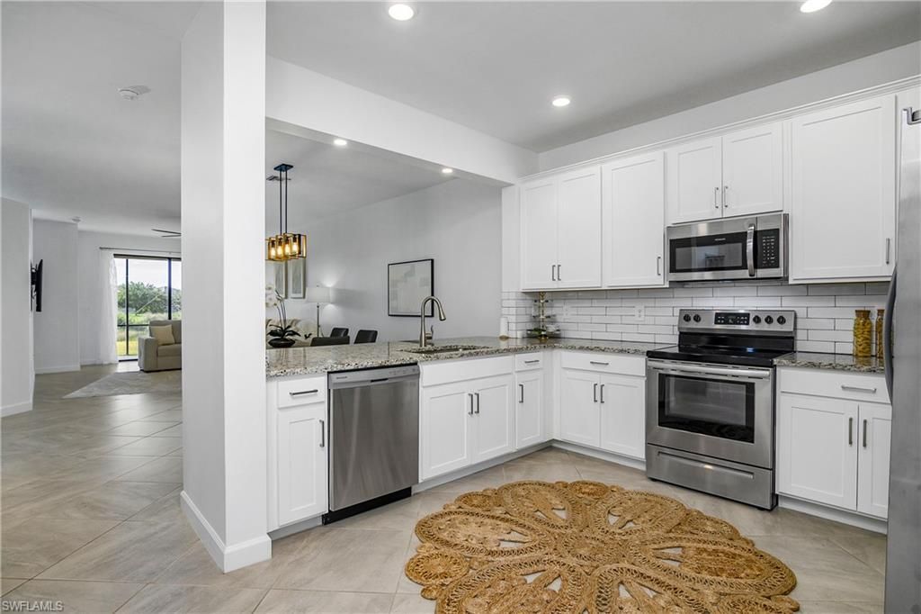 14033 Pine Lodge Ln, Fort Myers, FL 33913 Photo