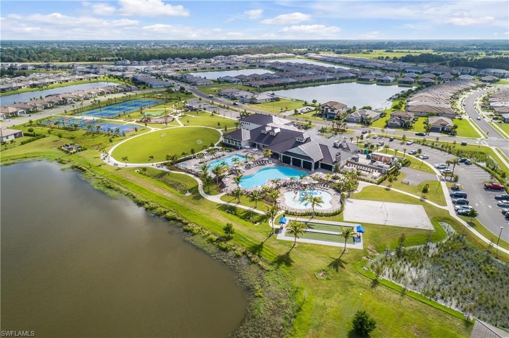 14033 Pine Lodge Ln, Fort Myers, FL 33913 Photo