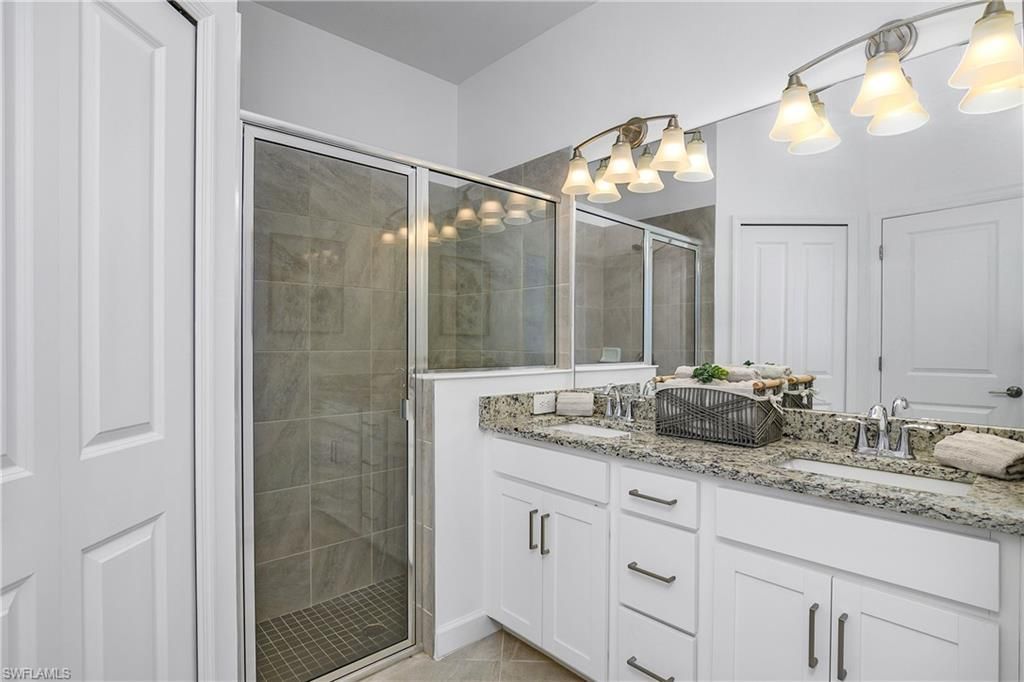 14033 Pine Lodge Ln, Fort Myers, FL 33913 Photo