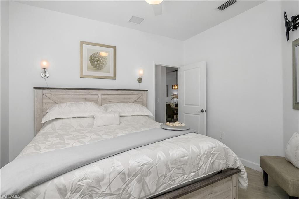 14033 Pine Lodge Ln, Fort Myers, FL 33913 Photo