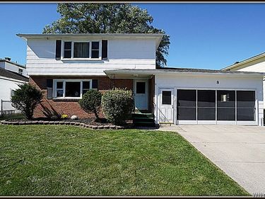 8 Sebring Drive, Depew, NY 14043