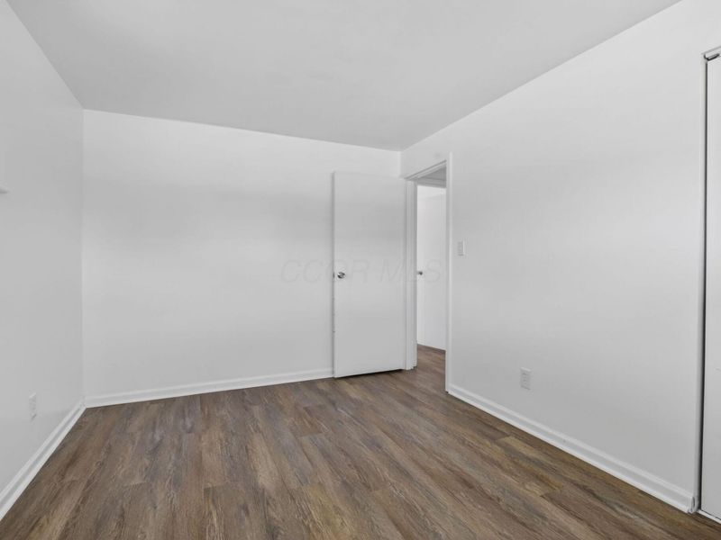 3429 Michael Court , Columbus, OH 43204 Photo 32