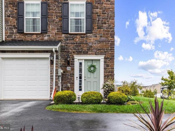 23 HOLSTEIN DRIVE, HANOVER, PA 17331