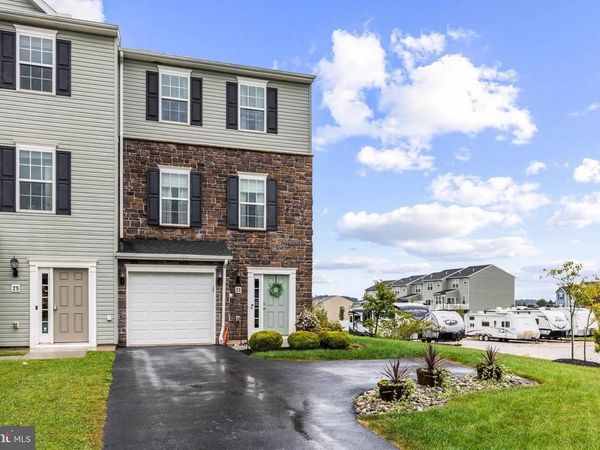23 HOLSTEIN DRIVE, HANOVER, PA 17331