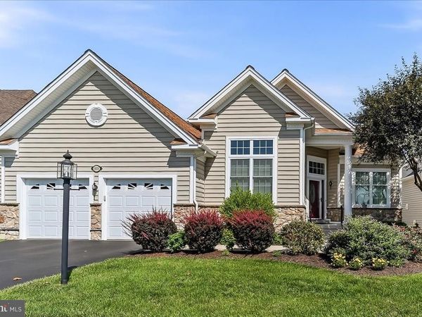 618 REGENCY HILLS DRIVE, COLLEGEVILLE, PA 19426