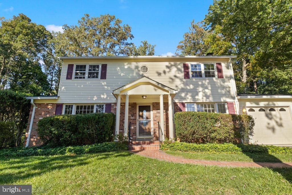 6814 Grey Fox Drive, Springfield, VA 22152 Main Photo