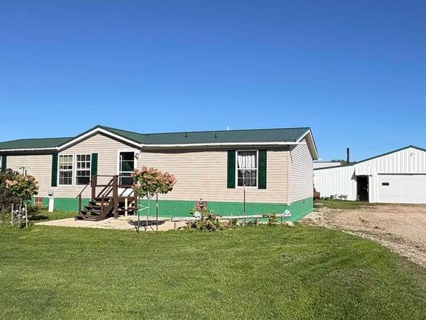 5948 COUNTY ROAD J, Oconto, WI 54153