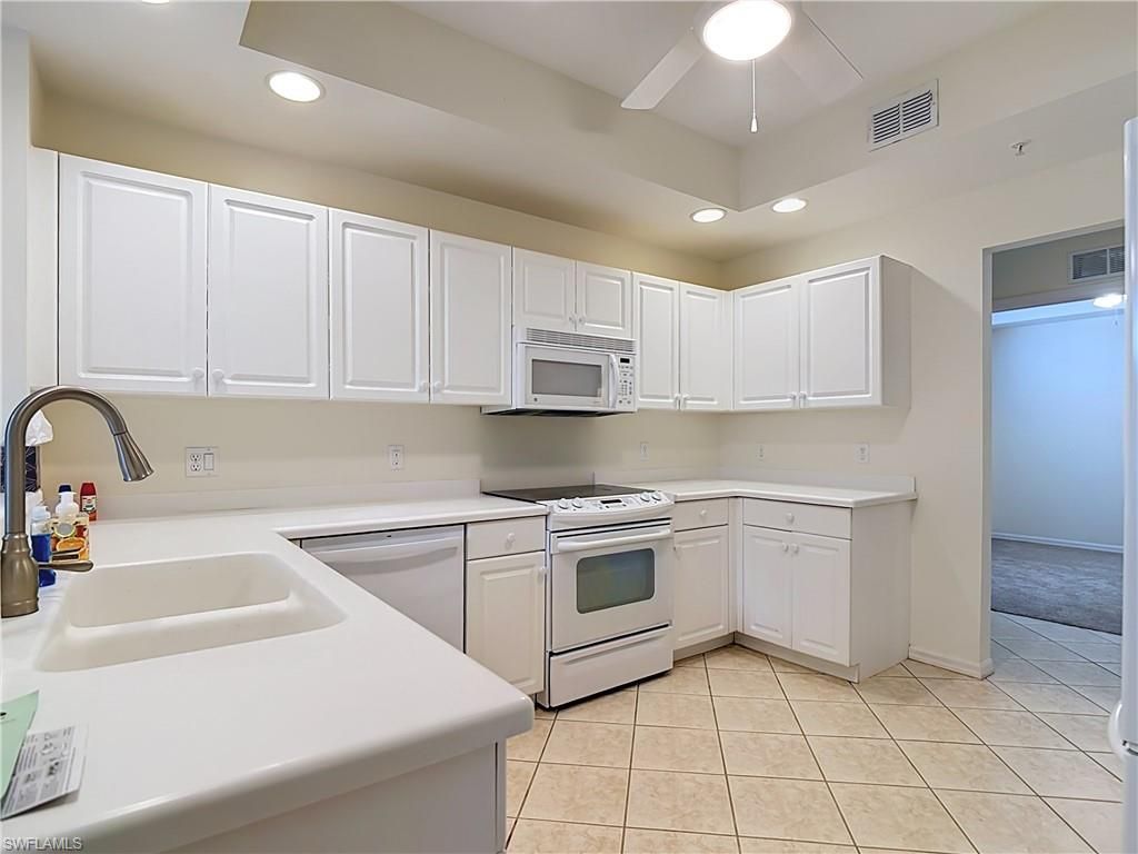 3545 Laurel Greens Ln N, Unit 103, Naples, FL 34119 Photo