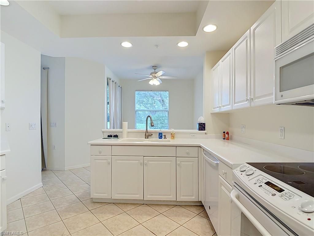 3545 Laurel Greens Ln N, Unit 103, Naples, FL 34119 Photo