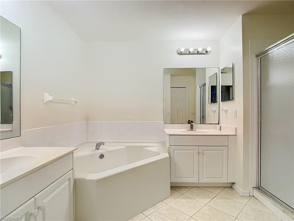 3545 Laurel Greens Ln N, Unit 103, Naples, FL 34119 Photo