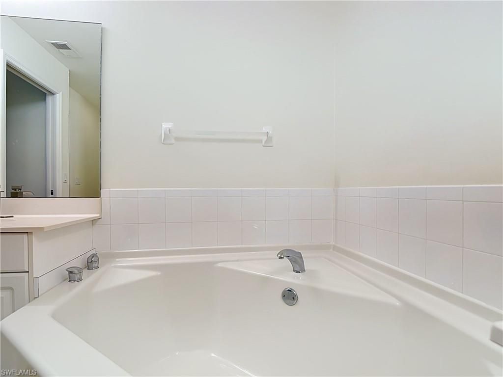3545 Laurel Greens Ln N, Unit 103, Naples, FL 34119 Photo