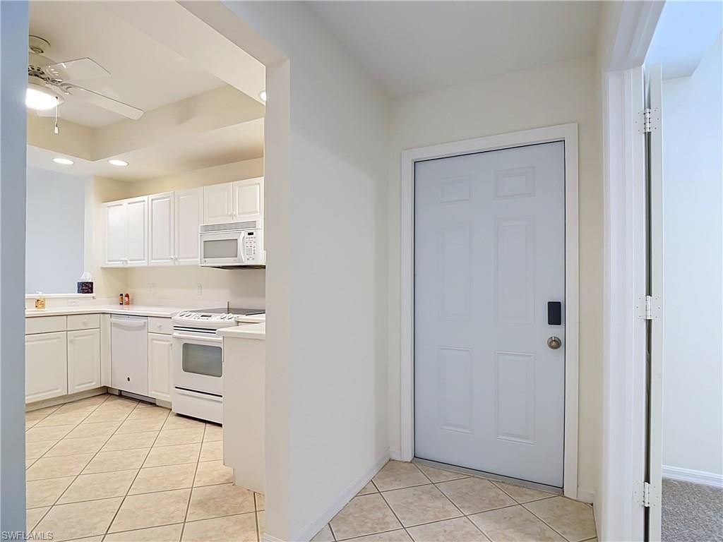 3545 Laurel Greens Ln N, Unit 103, Naples, FL 34119 Photo