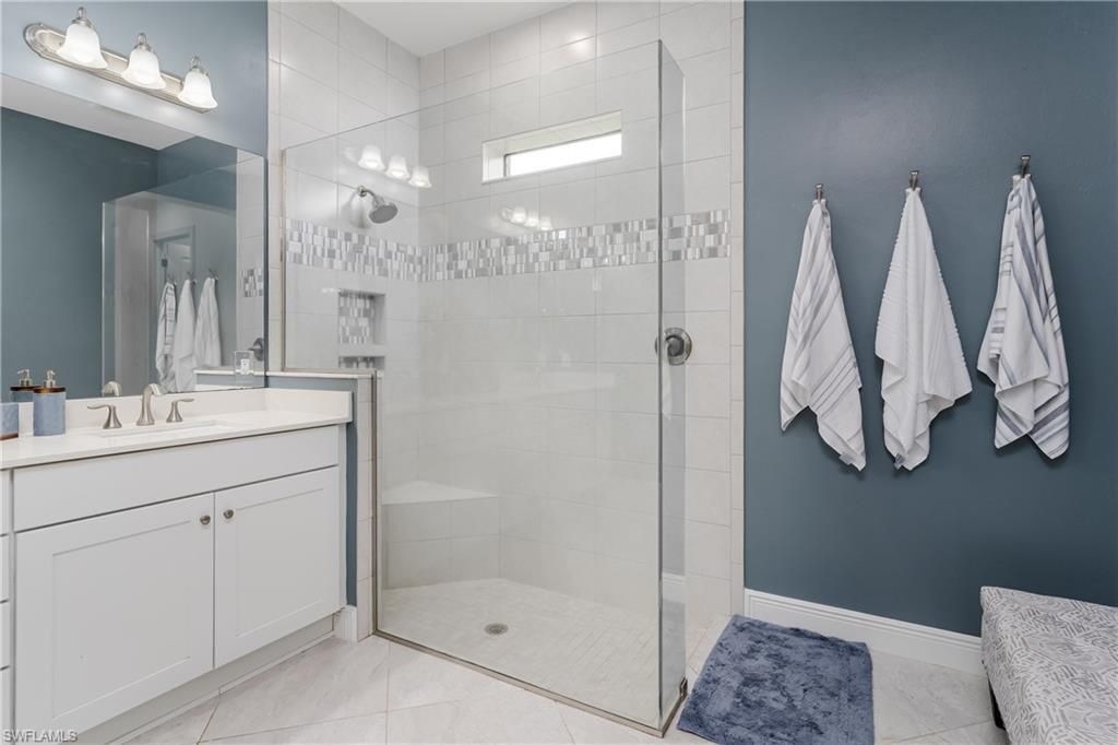 4664 Abaca Cir, Naples, FL 34119 Photo