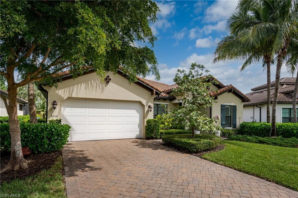 4664 Abaca Cir, Naples, FL 34119 Photo